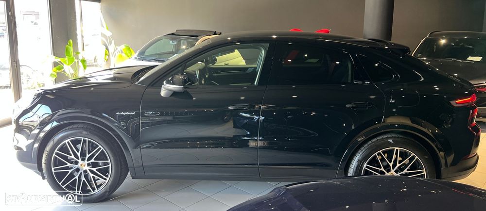 Porsche Cayenne Coupé E-Hybrid - 7