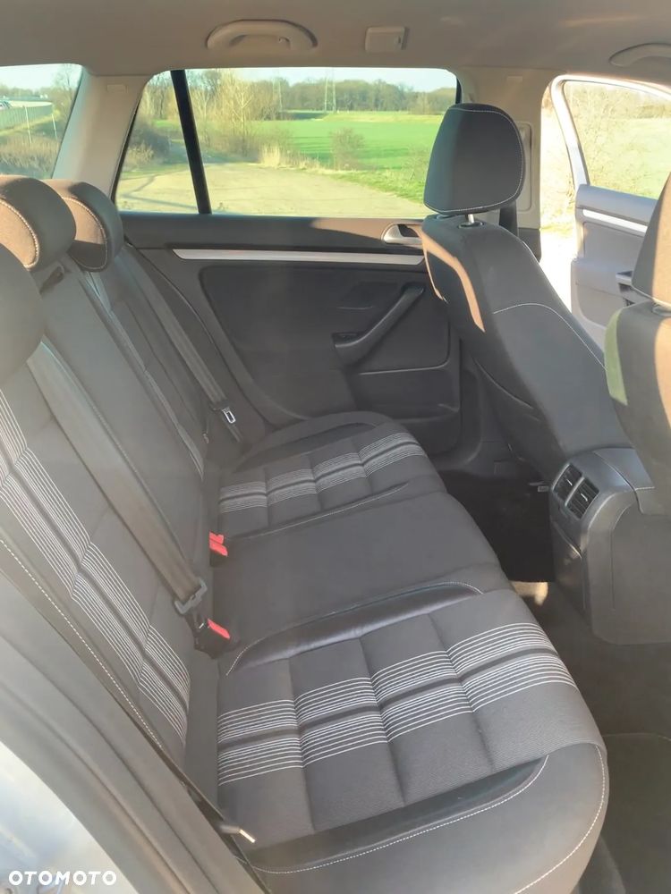 Volkswagen Golf VI 2.0 TDI Comfortline DSG - 8