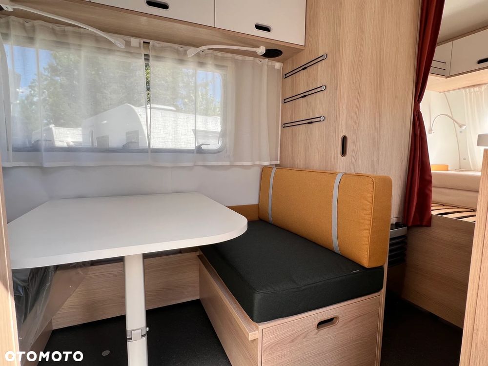 Adria Aviva 400 PS - 8