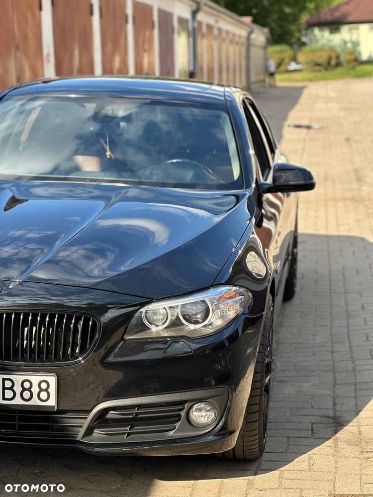 BMW Seria 5 530d Luxury Line - 34
