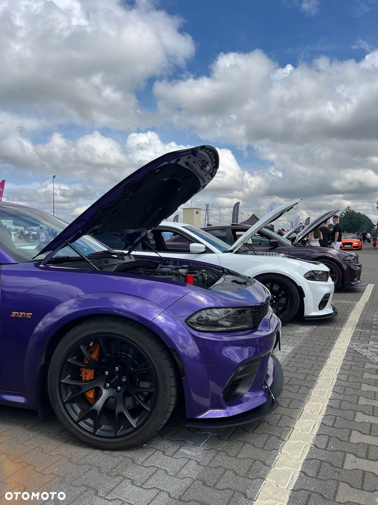 Dodge Charger 6.4 Scat Pack Widebody - 13