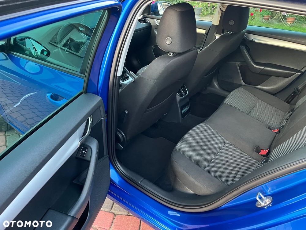 Skoda Octavia Combi 2.0 TDI Soleil - 10