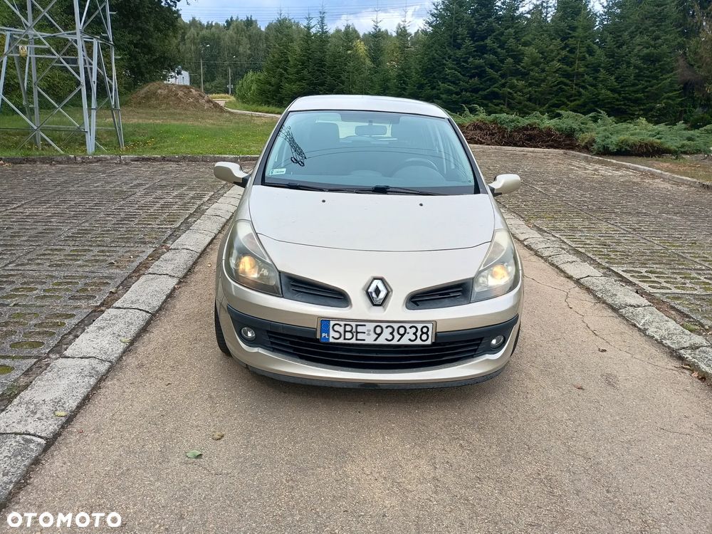 Renault Clio 1.6 16V Expression - 8