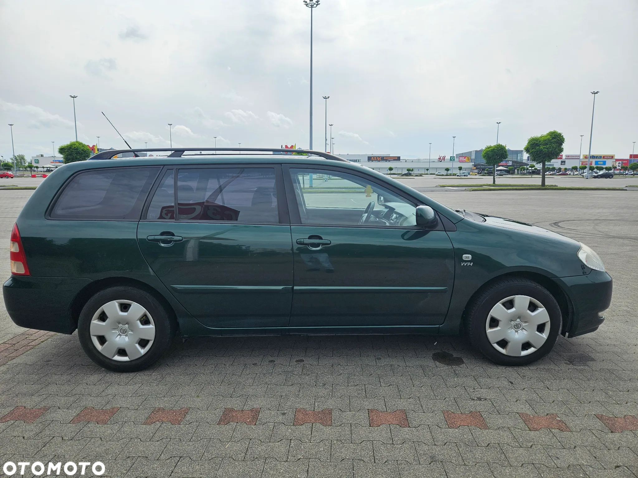 Toyota Corolla 1.6 VVT-i Sol - 3