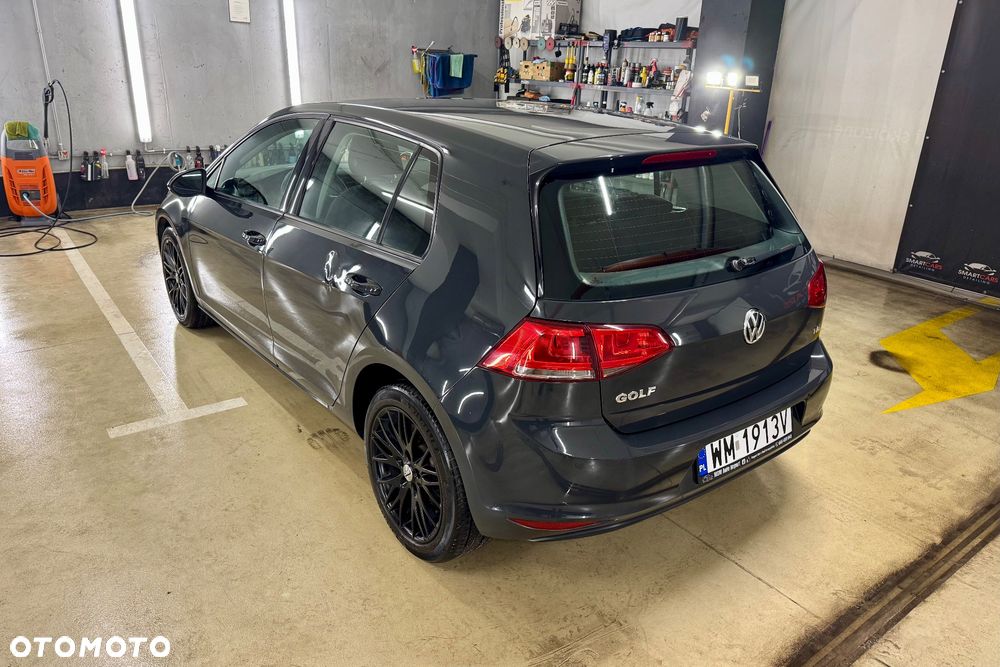 Volkswagen Golf - 12