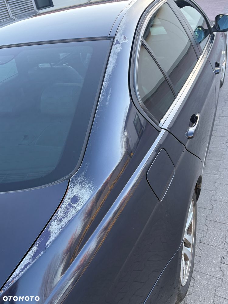 BMW Seria 3 318d - 10