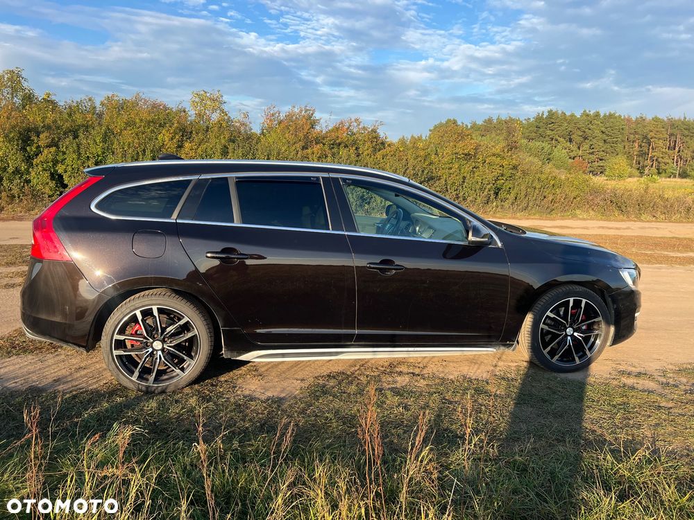 Volvo V60 D5 Summum - 7
