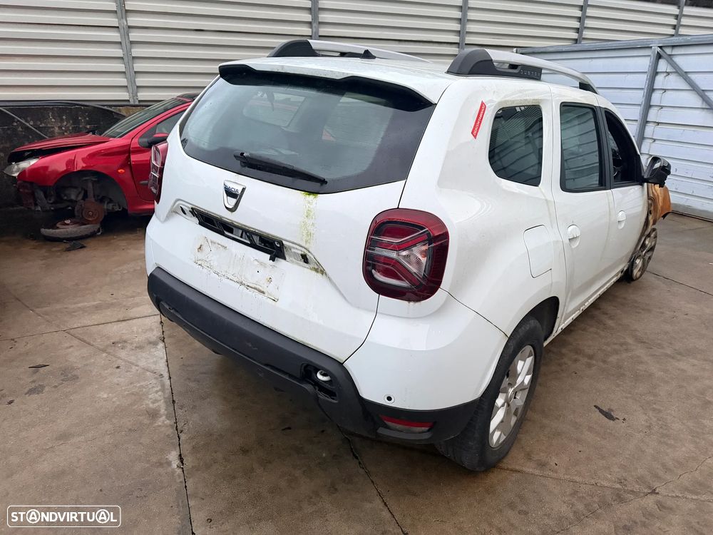 DACIA DUSTER 1.5 BLUEDCI 4X4 DE 2022 EM FIM DE VIDA (CENTRO DE ABATE) - 2