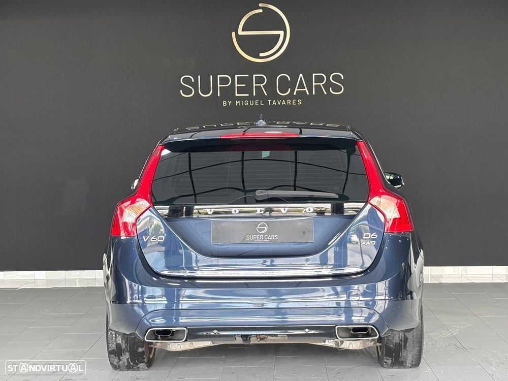 Volvo V60 2.4 D6 Summum AWD Phev - 4