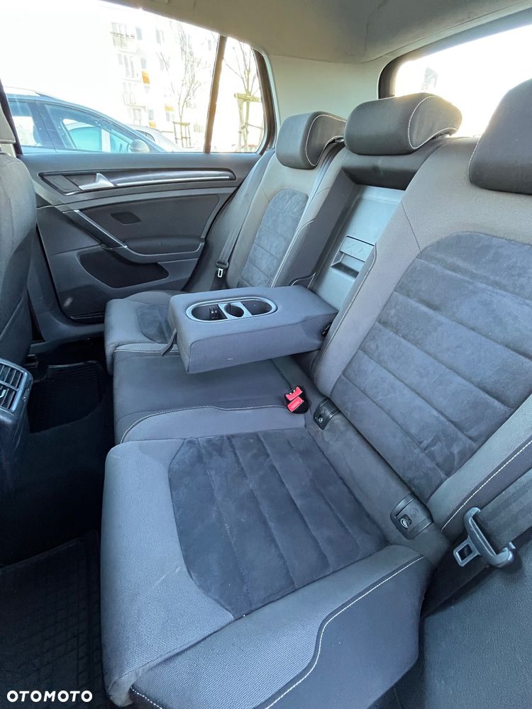 Volkswagen Golf 1.4 TSI BMT Highline - 22