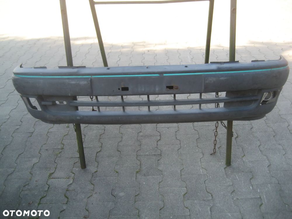 opel astra F 1 zderzak przedni 90380337