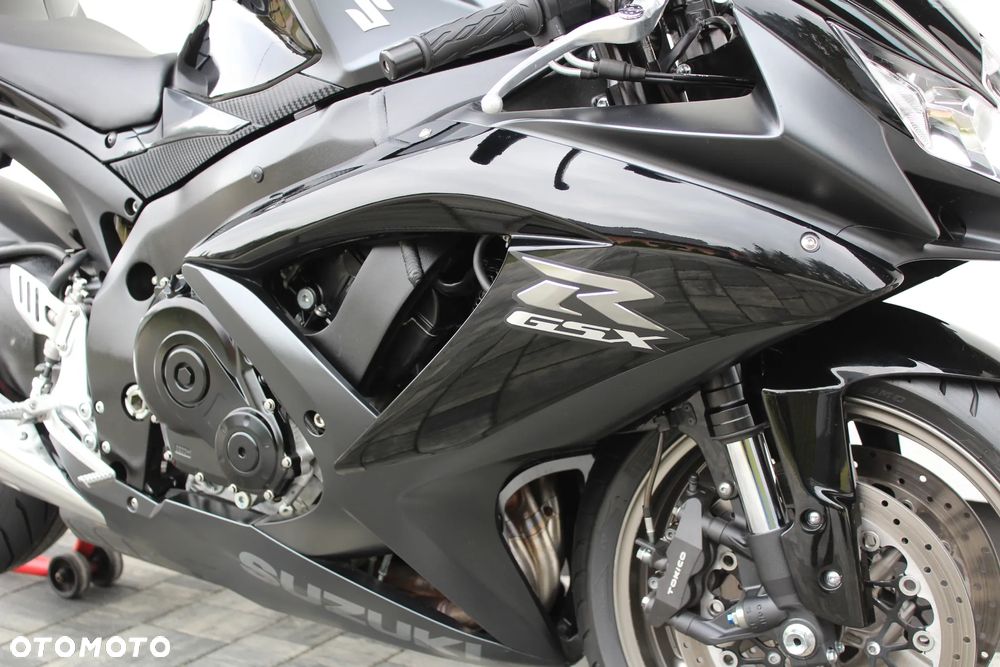 Suzuki GSX-R - 22