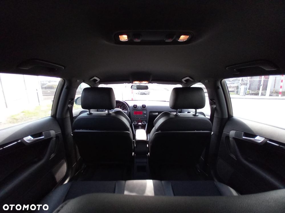 Audi A3 Sportback - 11