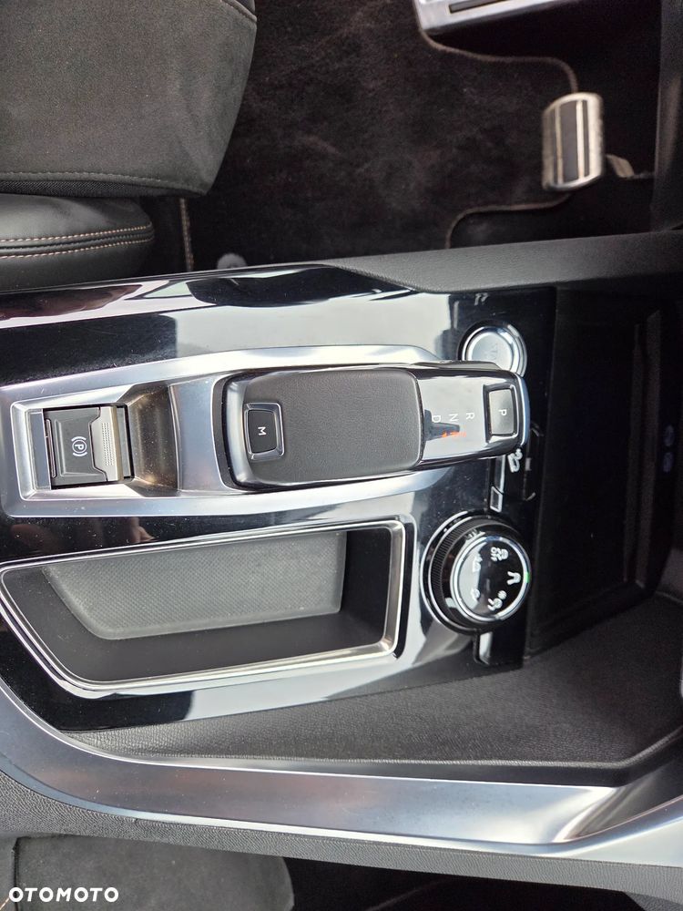 Peugeot 3008 BlueHDi 180 Stop & Start EAT6 GT - 27