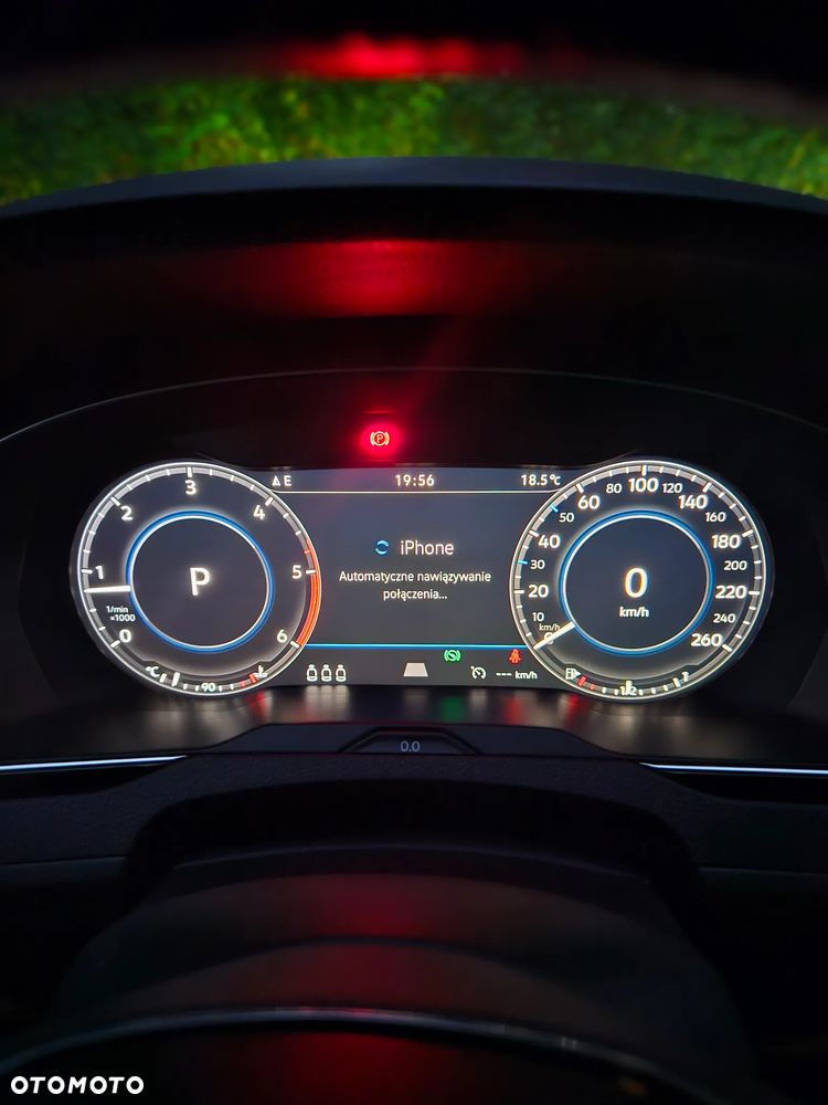 Volkswagen Passat - 17