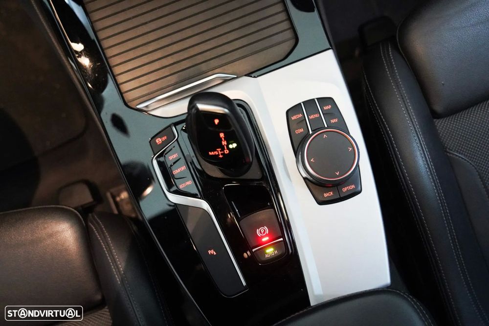 BMW X3 18 d sDrive Auto - 18