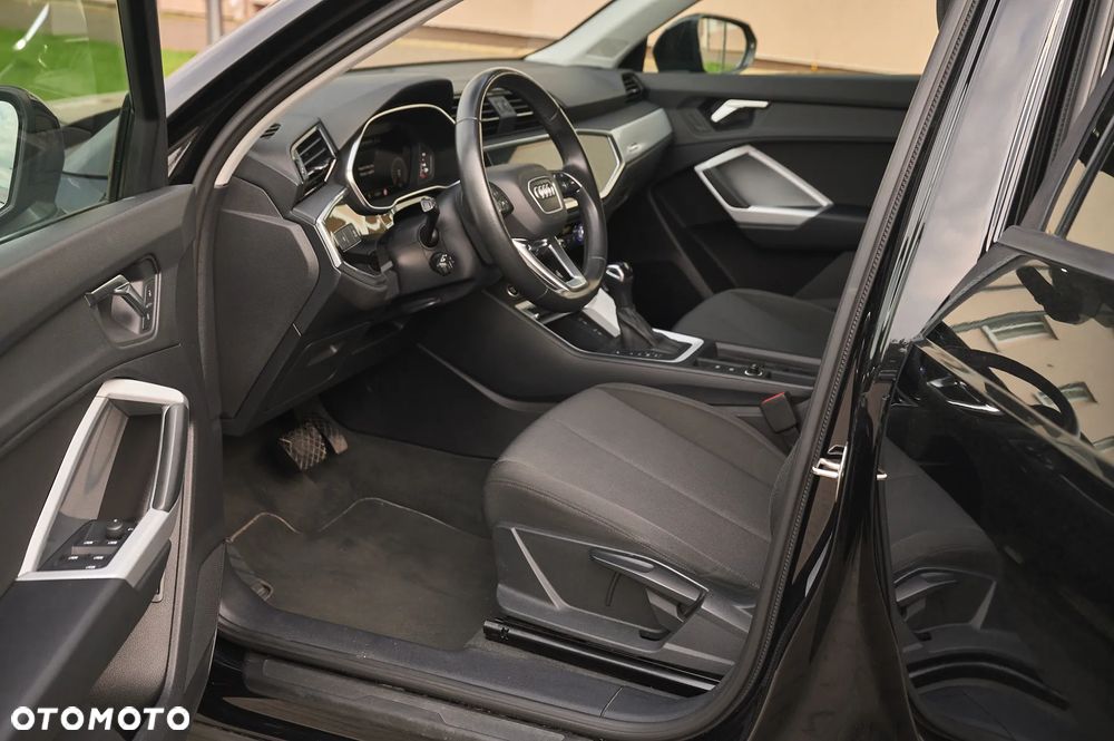 Audi Q3 35 TFSI S tronic - 24
