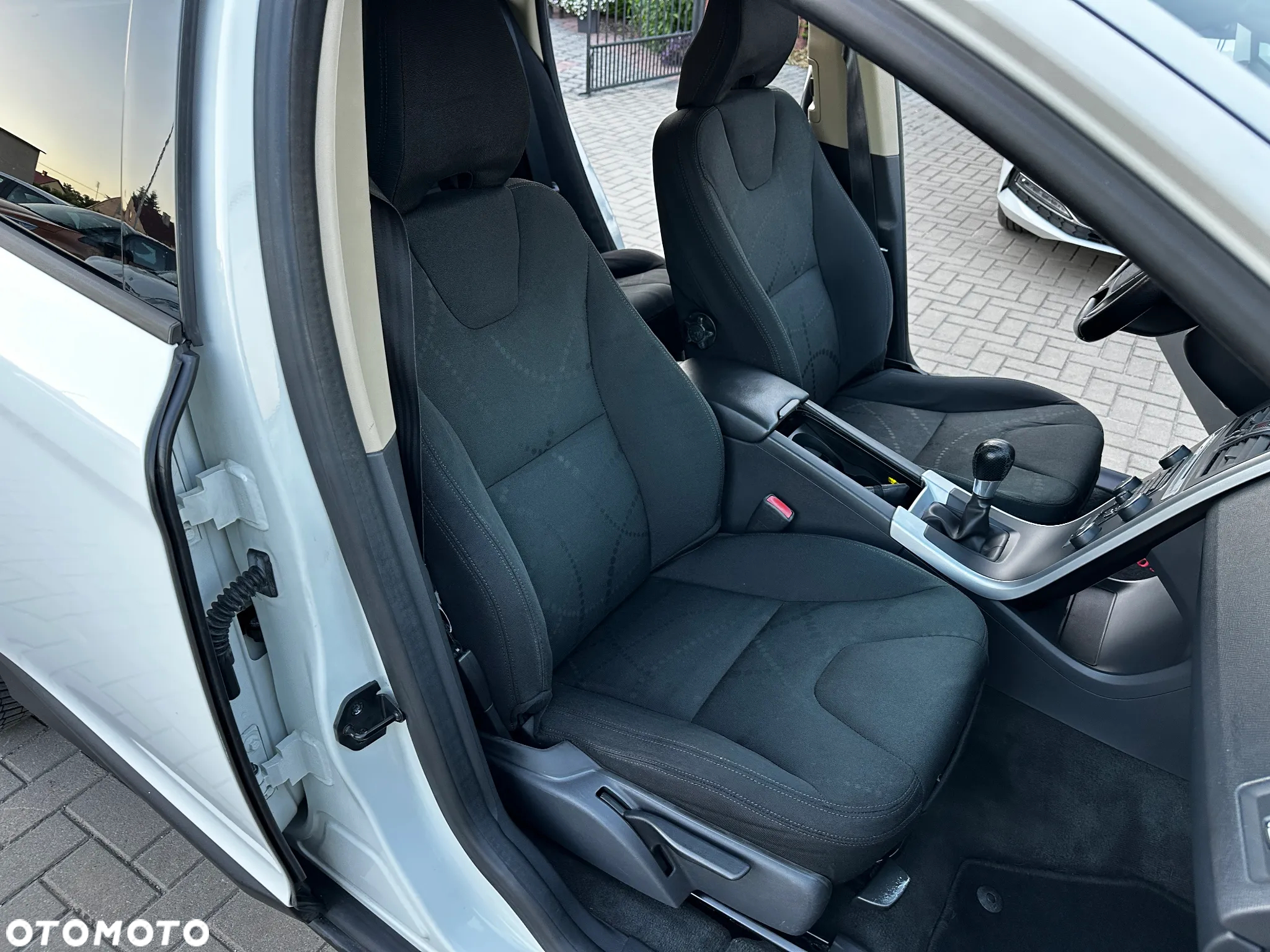 Volvo XC 60 - 21