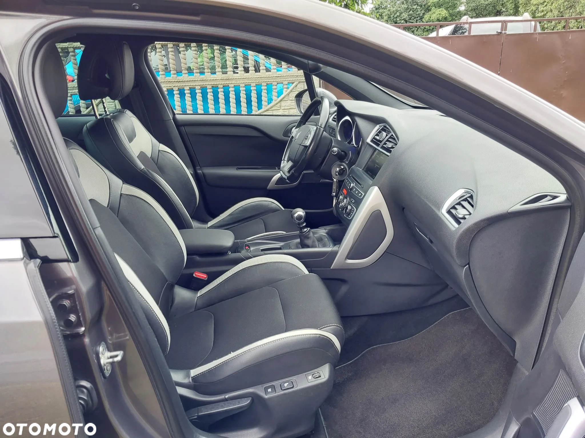 DS Automobiles DS 4 - 7