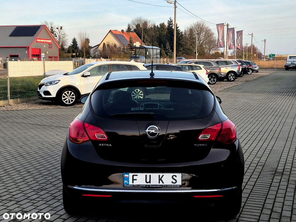 Opel Astra 1.4 Turbo 150 Jahre - 17