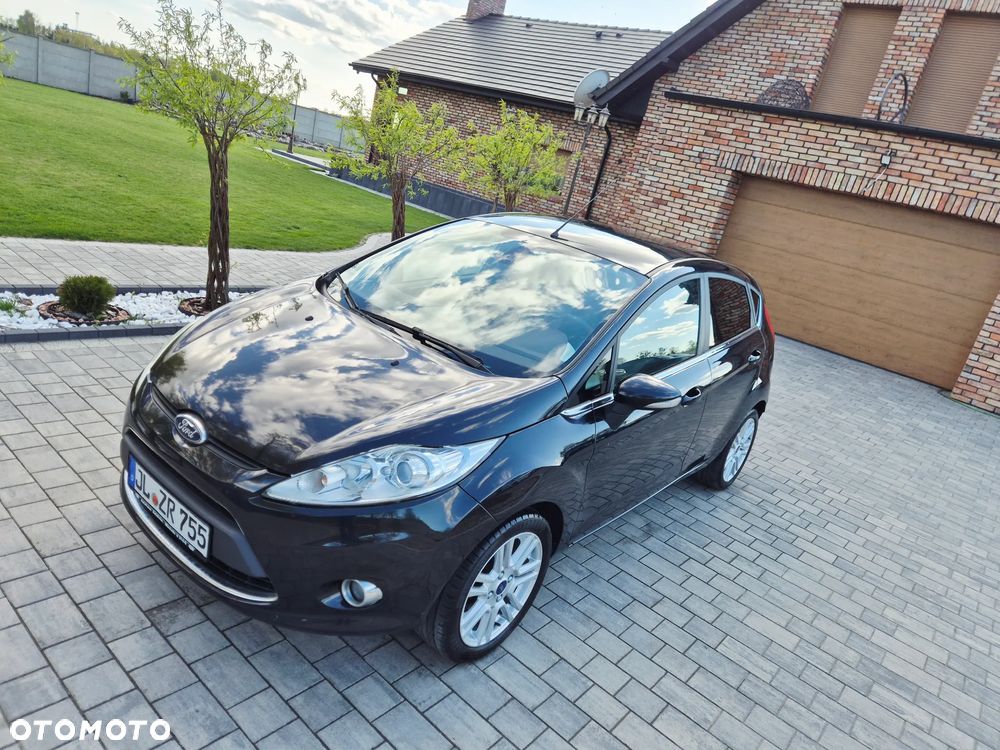 Ford Fiesta 1.4 Champions Edition - 13