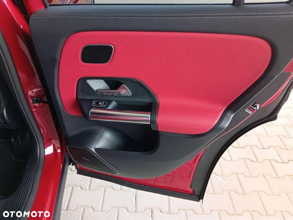 Mercedes-Benz GLA AMG 35 mHEV 4-Matic 8G-DCT - 26