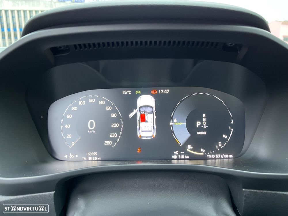 Volvo XC 40 1.5 T5 PHEV Inscription - 28