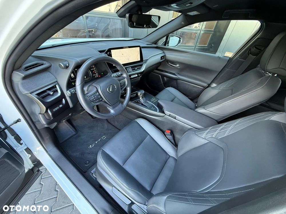 Lexus UX 250h GPF F Sport Design+ 2WD - 4