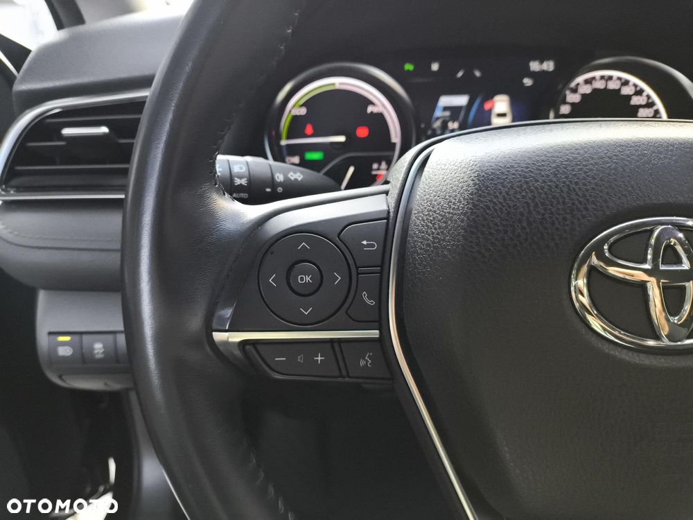 Toyota Camry 2.5 Hybrid Comfort CVT - 16