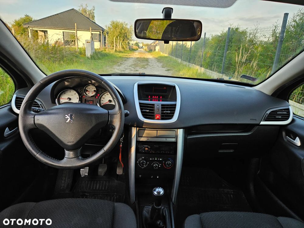 Peugeot 207 1.6 HDi Active - 12