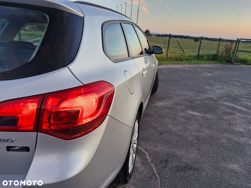Opel Astra 1.4 T Sport EU6 - 18
