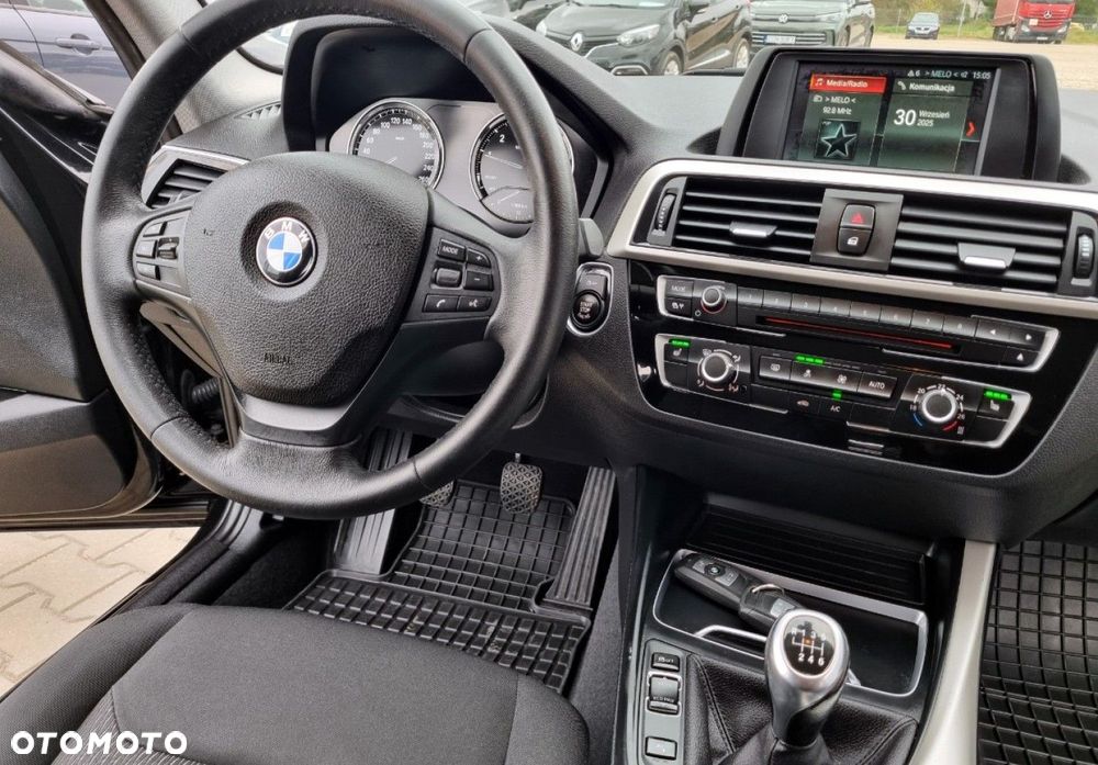 BMW Seria 1 - 30