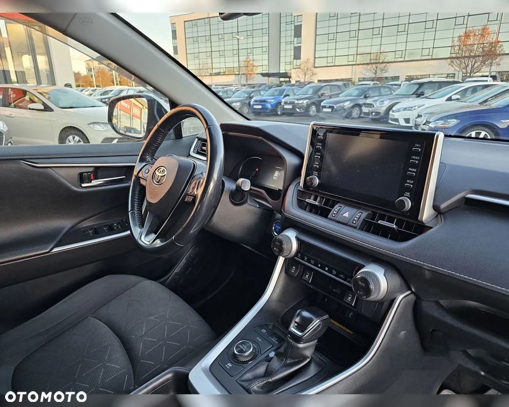 Toyota RAV4 - 12