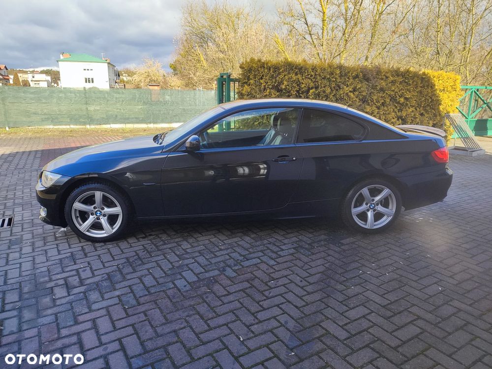 BMW Seria 3 320i M Sport Edition - 11