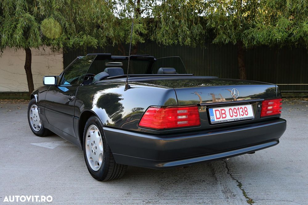Mercedes-Benz SL - 21