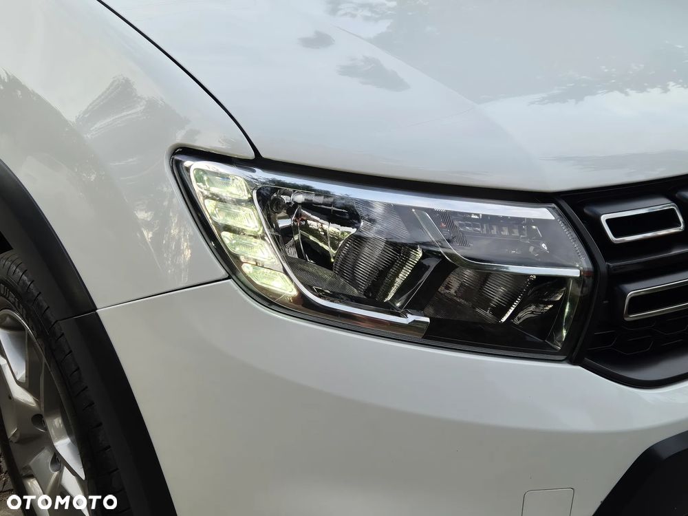 Dacia Sandero Stepway TCe 90 (S&S) Celebration - 38
