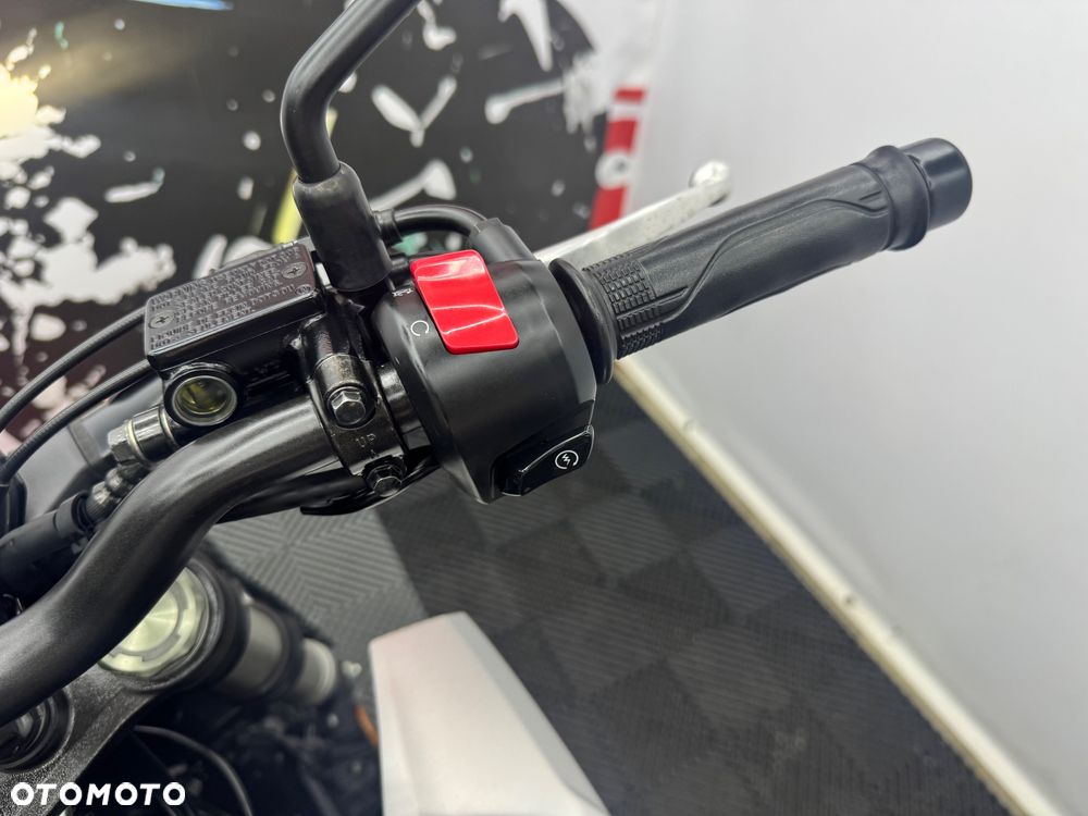Honda CB - 20