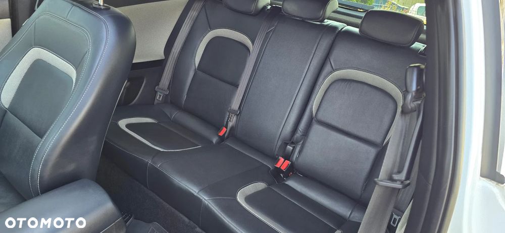 Kia Ceed 1.6 CRDi L - 12