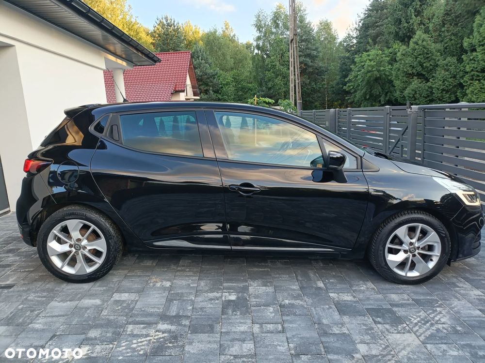 Renault Clio 1.2 16V Limited - 11