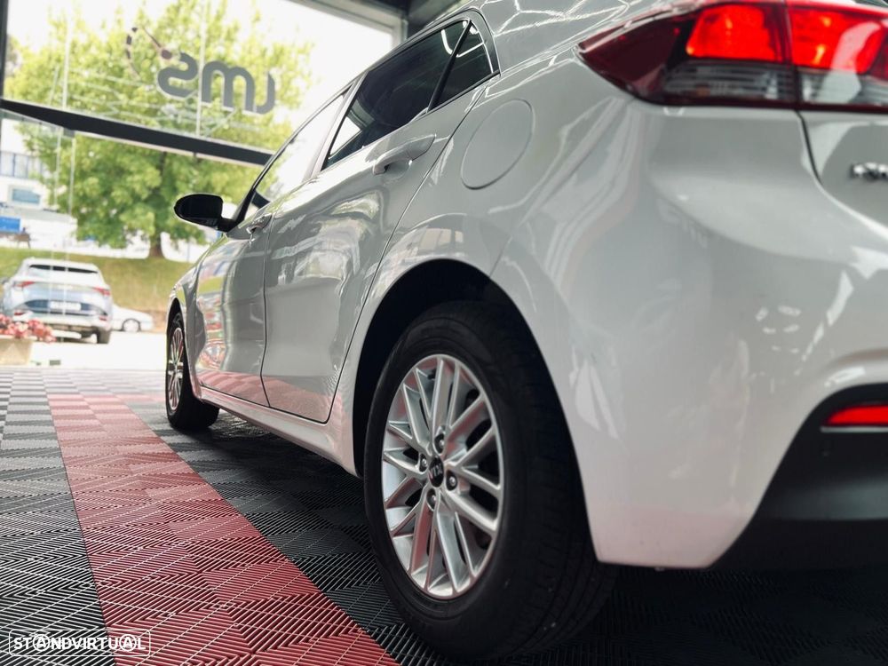 Kia Rio 1.2 CVVT LX - 14