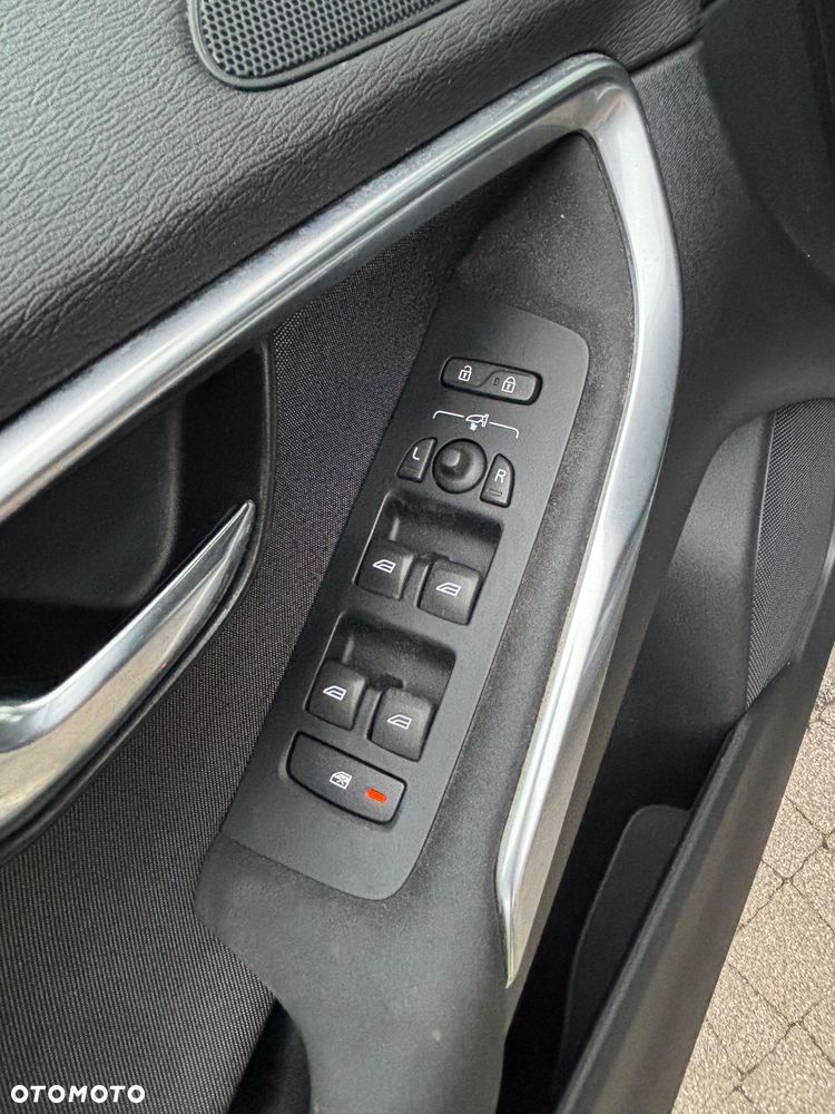 Volvo V40 D2 Ocean Race - 31