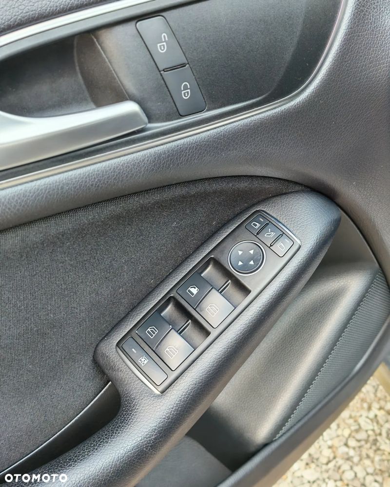 Mercedes-Benz Klasa B 180 BlueEFFICIENCY Edition Style - 23