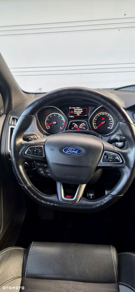 Ford Focus ST2 - 29