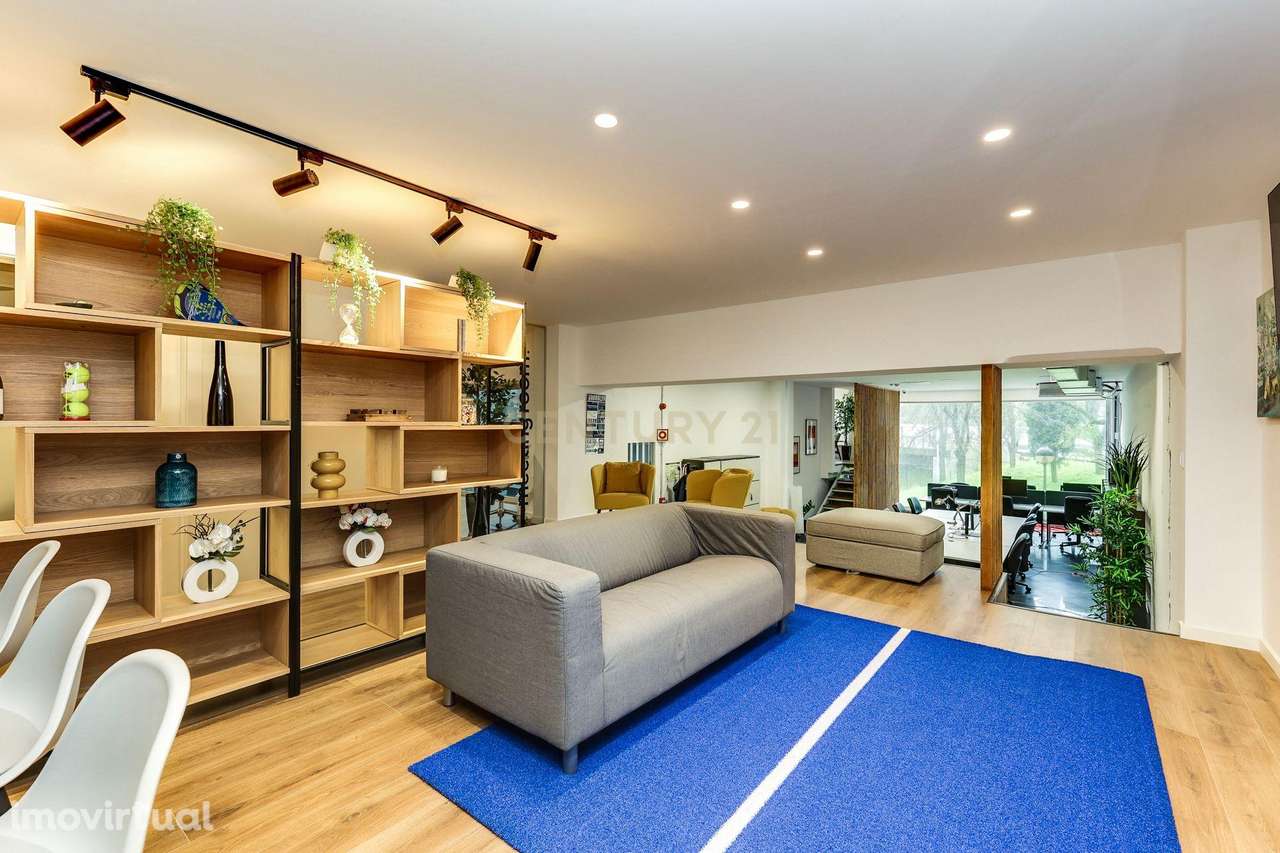 Loja em Benfica | Renovada | com estacionamento - Grande imagem: 3/23