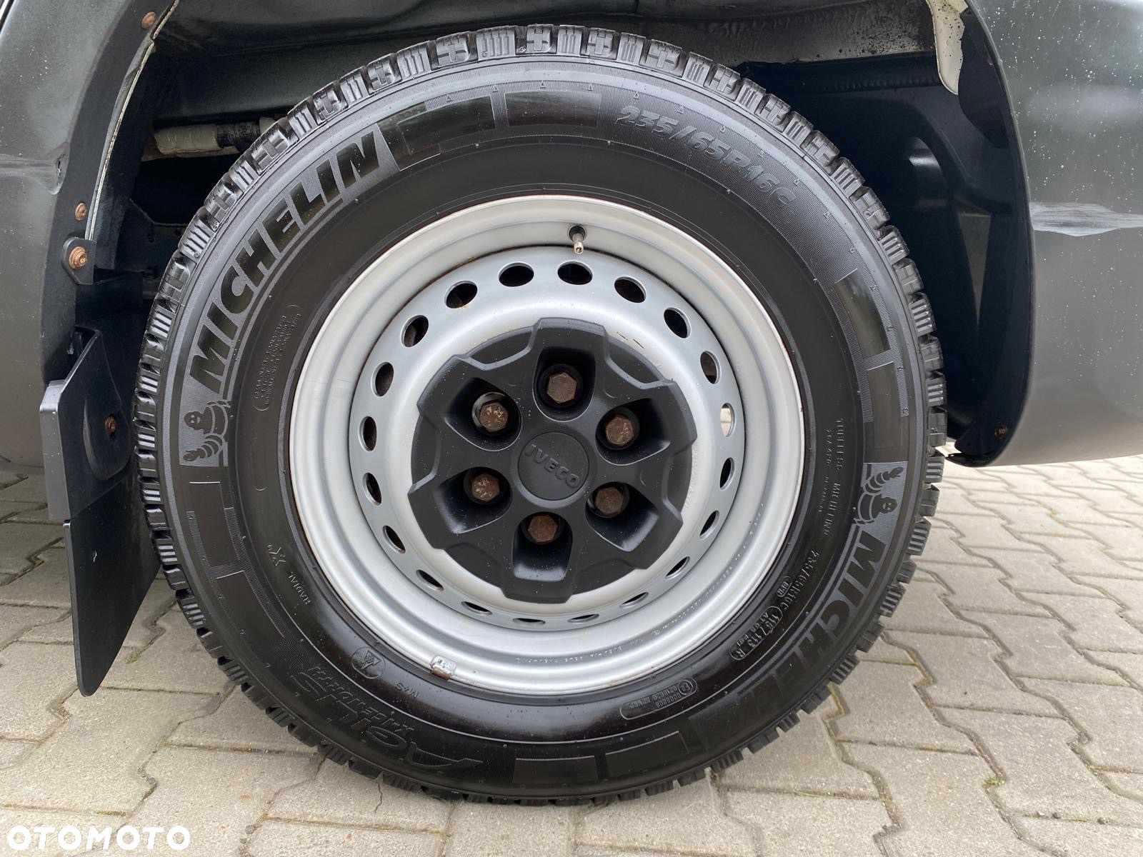 Iveco DAILY 36-160 HI-MATIC CHŁODNIA THERMO KING V300 WINDA ZEPRO - 26