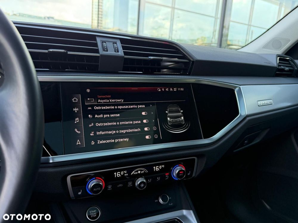 Audi Q3 Sportback - 32