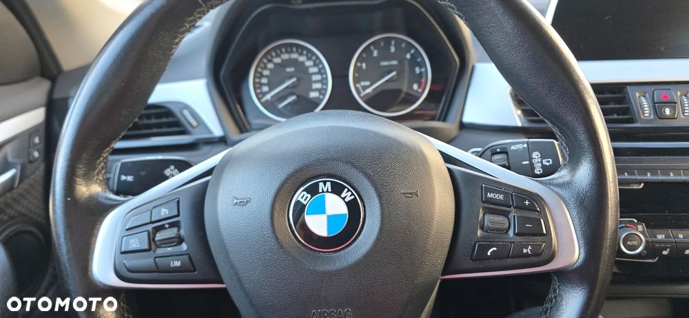 BMW X1 - 18