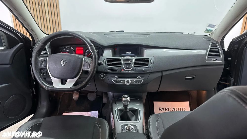 Renault Laguna GT 2.0dCi 4Control - 6