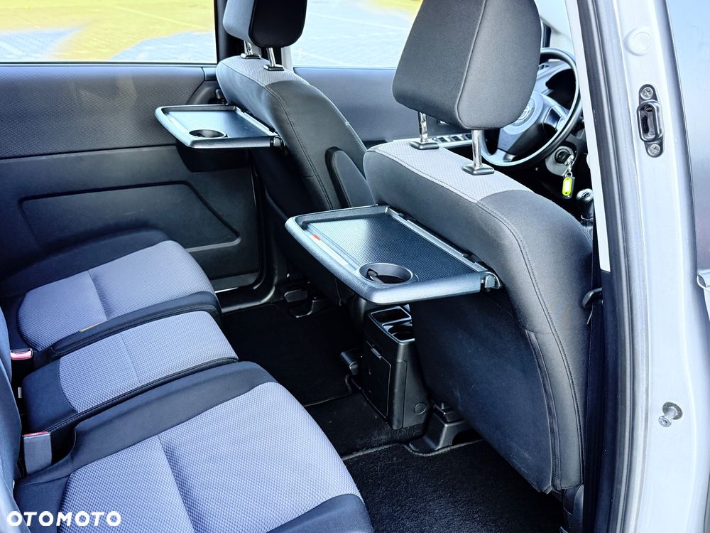 Mazda 5 2.0 Exclusive + - 36