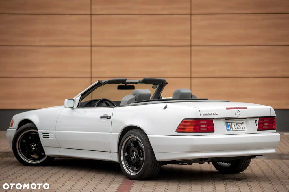 Mercedes-Benz SL - 9
